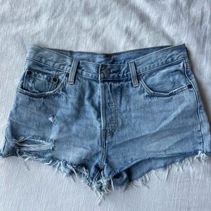 Distressed Levi’s 501 Shorts